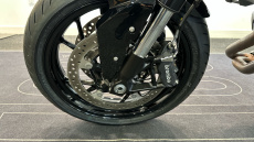 BMW F900 R